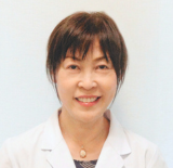 健美鍼灸院
                          院長 姚麗（小檜山 麗）さん